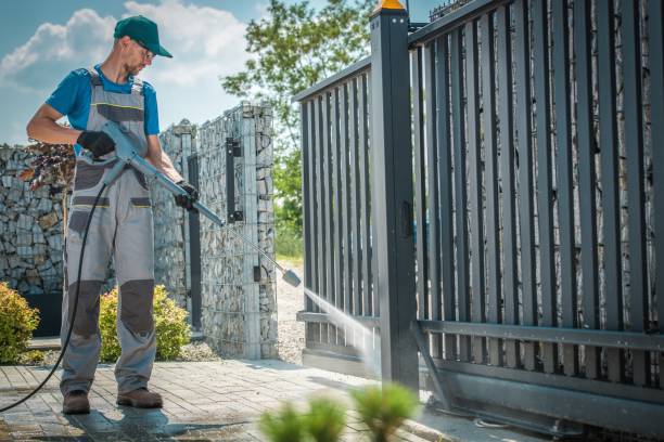 Professional Pressure Washing Services in Toledo, IA